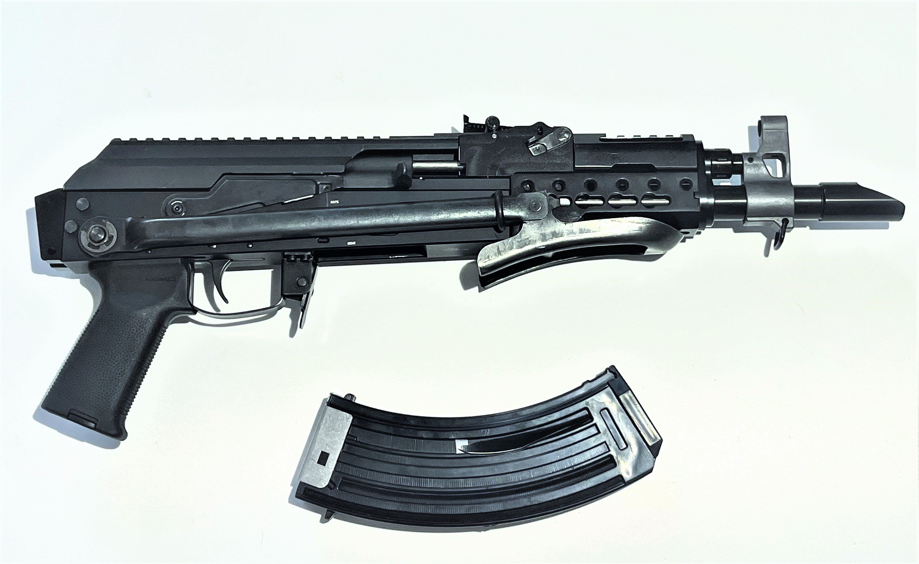  Set AK20 short version - tactics, 1+ 6 magazines + extra barrel /                Set AK20 verze krátká - taktik, 1+ 6 zásobníků + hlaveň navíc